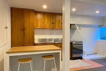 21B Asquith Terrace, Brooklyn
