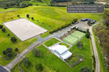 38D Kaipara Lake Road, Helensville
