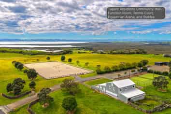 38D Kaipara Lake Road, Helensville