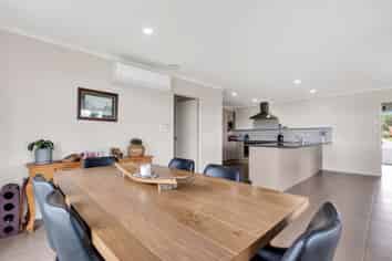 38D Kaipara Lake Road, Helensville