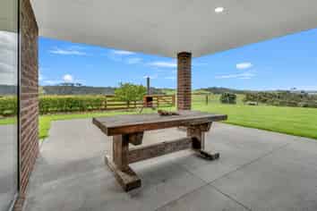 38D Kaipara Lake Road, Helensville