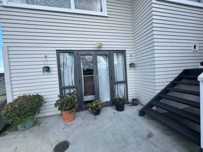 8 Lympne Lane, Mangere