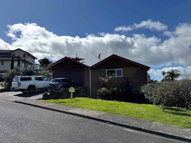 26 Vintage Drive, Henderson