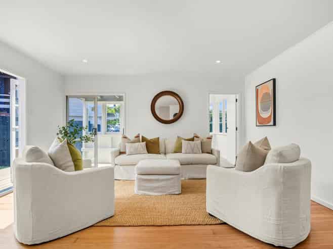 2 Thomson Street, Mount Roskill