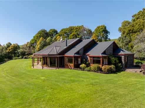 186 Flume Road, Cambridge