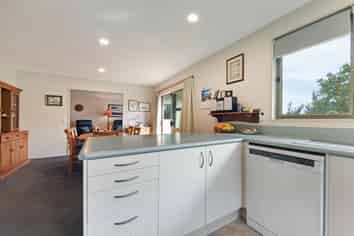 13 Lodestone Road, Richmond