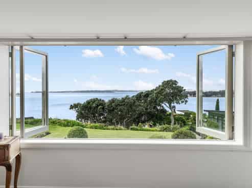 529 Riddell Road, Glendowie