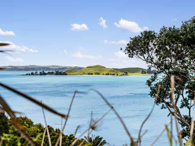529 Riddell Road, Glendowie