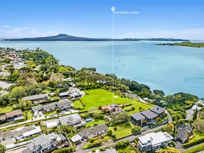 529 Riddell Road, Glendowie