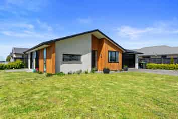 90 Hills View Drive, Papamoa