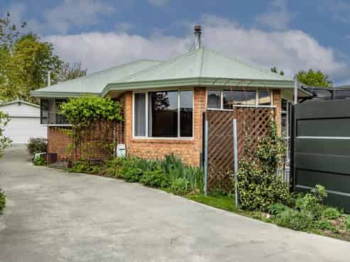 63 Gladstone Road, Woodend