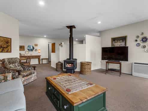 63 Gladstone Road, Woodend