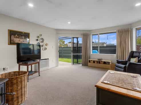 63 Gladstone Road, Woodend