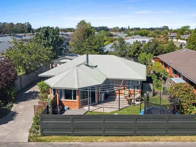 63 Gladstone Road, Woodend