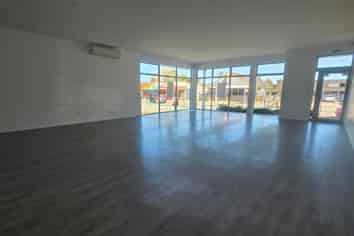 High Profile St Albans Office/Retail