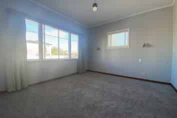 1191 New North Road, Mount Albert