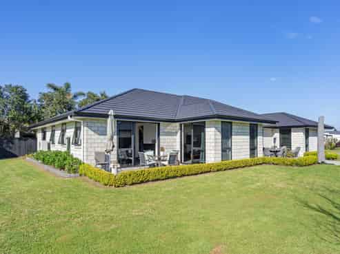 13 Mamaku Drive, One Tree Point