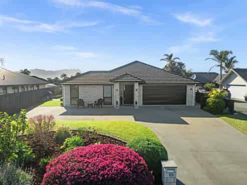 13 Mamaku Drive, One Tree Point