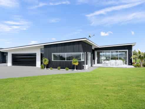 7 Cordyline Way, One Tree Point