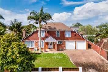 3 Charles Prevost Drive, The Gardens