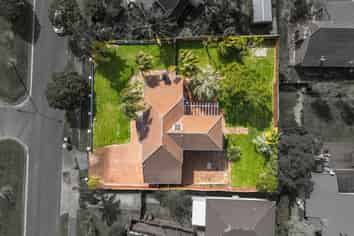3 Charles Prevost Drive, The Gardens