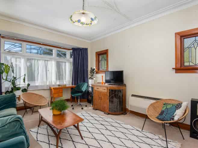 6 Antrim Street, Normanby
