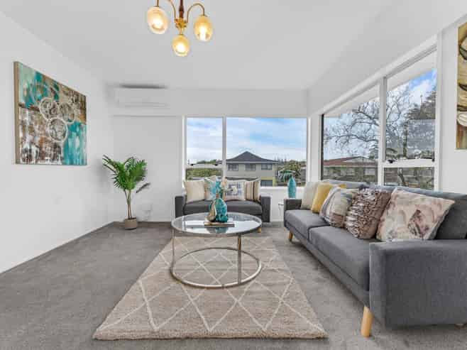 1/60 Stanniland Street, Sunnyhills