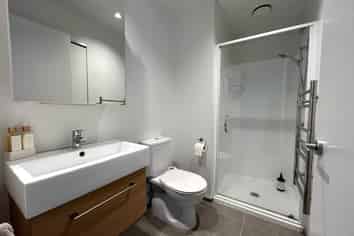 212/4 Bluegrey Avenue, Stonefields