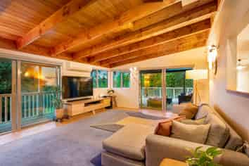 192 Carter Road, Oratia