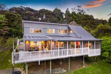 192 Carter Road, Oratia