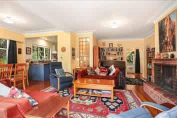 22 Paturoa Road, Titirangi