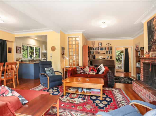 22 Paturoa Road, Titirangi