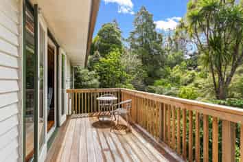 22 Paturoa Road, Titirangi