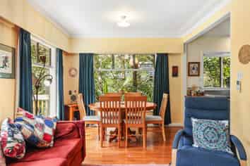 22 Paturoa Road, Titirangi