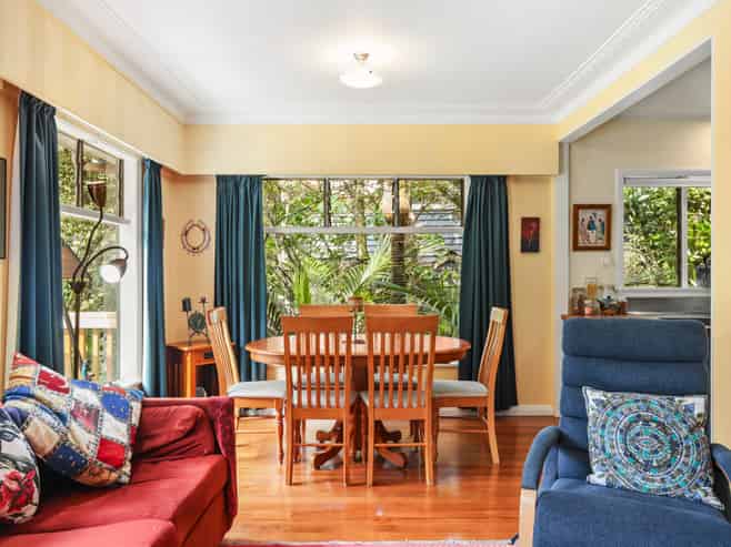 22 Paturoa Road, Titirangi