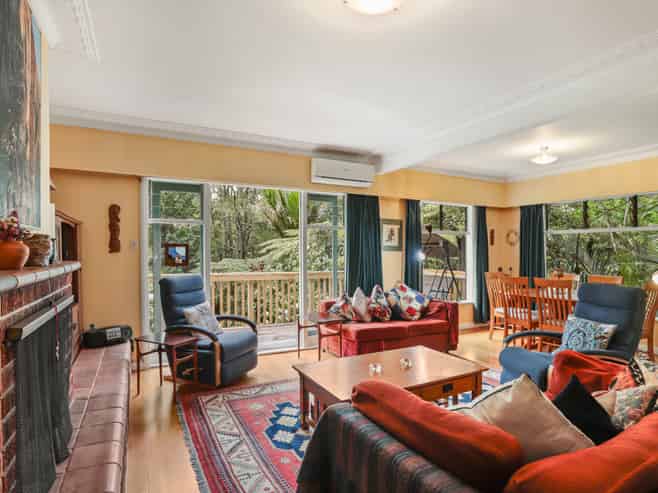 22 Paturoa Road, Titirangi