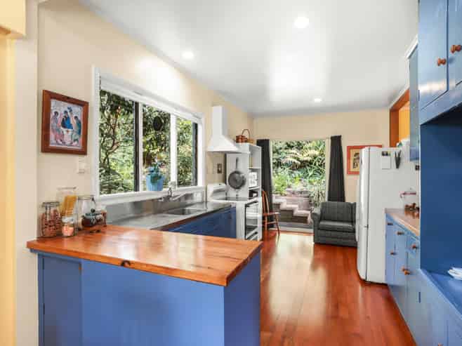 22 Paturoa Road, Titirangi