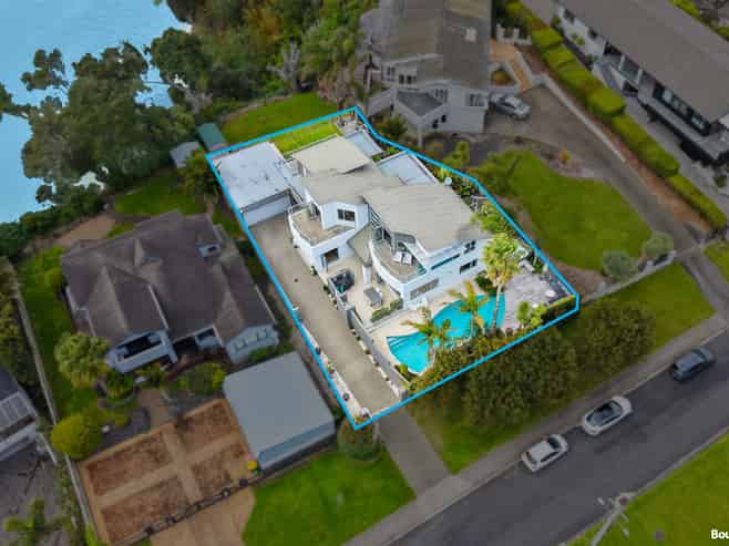 151 Pah Road, Cockle Bay