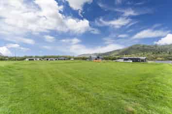 55 Seven Oaks Drive, Kinloch