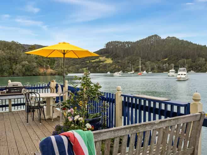 104 Okura Bay Road, Totara North