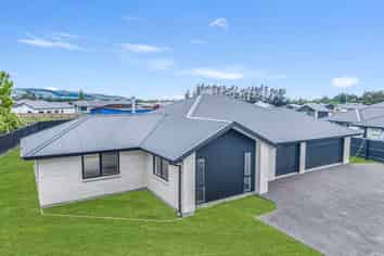 1 Roach Lane, Amberley