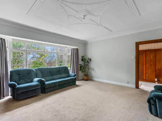 37 Scarba Street, Roslyn