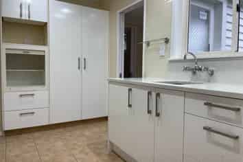 131 View Road, Henderson