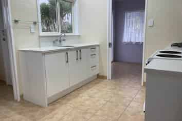 131 View Road, Henderson