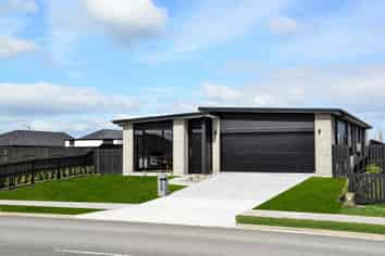 110 Powells Road, Fairview Downs