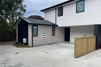2/3 Clarkin Road, Fairfield