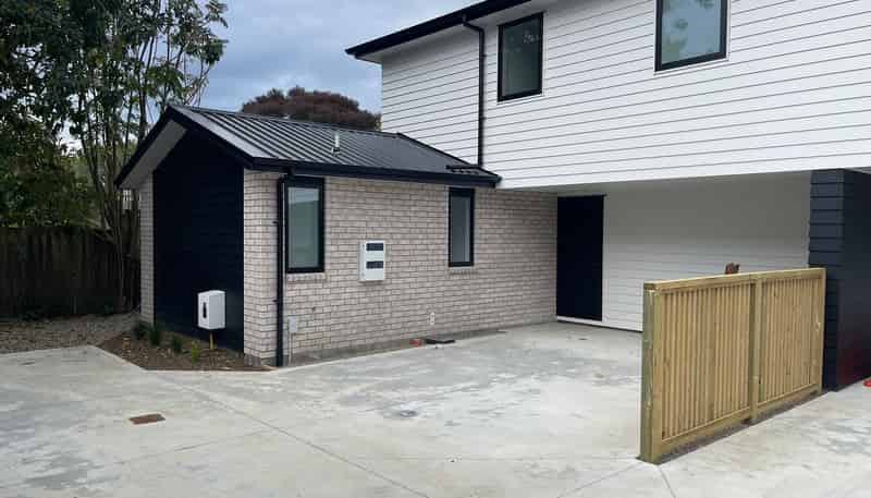 2/3 Clarkin Road, Fairfield