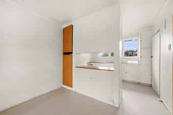 87 Ford Road, Fordlands