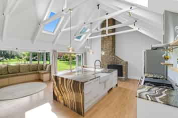 210 Hudsons Road, Lincoln