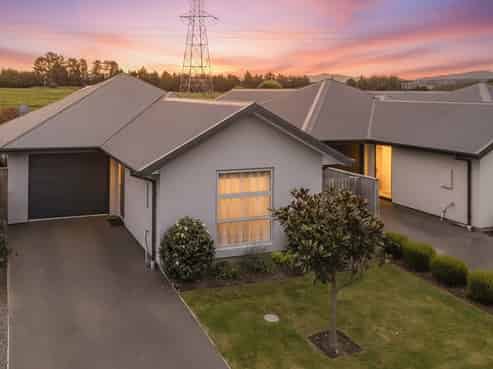 26 Helmore Street, Fernside